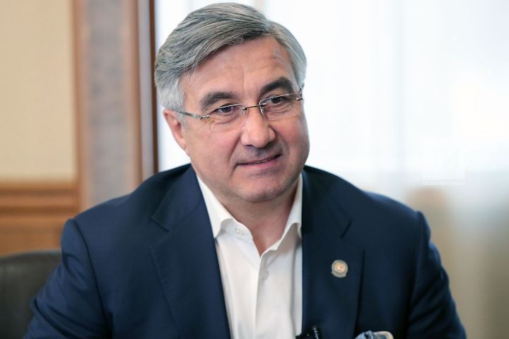 Шайхразиев: «Не исключаю, что будет создан четвертый вариант Стратегии развития татарского народа»
