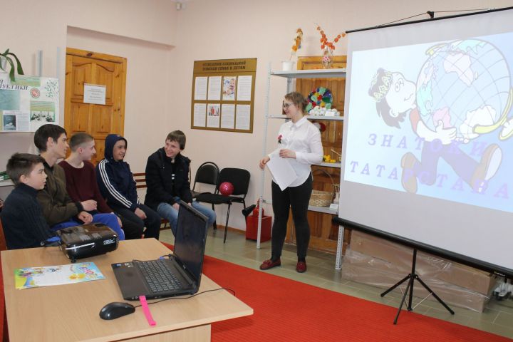 Менделеевцам рассказали об истории и культурных традициях Татарстана