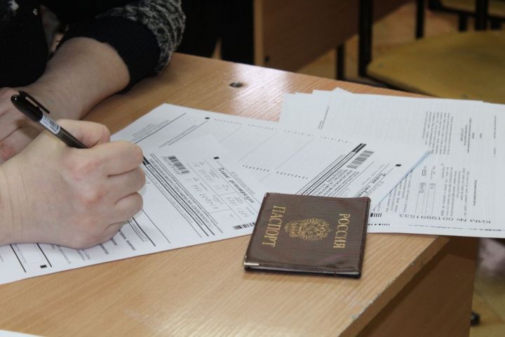 Татарстанские школьники могут обратиться на горячую линию по вопросам &nbsp;ЕГЭ-2019
