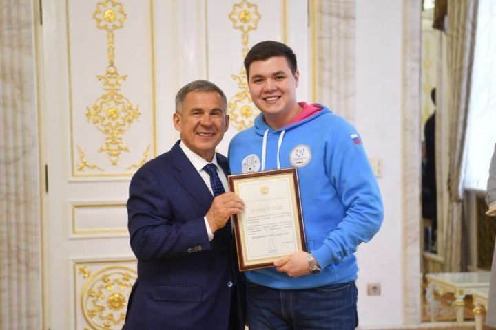 Менделеевец Артур Шарафутдинов вошёл в Топ-5 волонтёров Татарстана