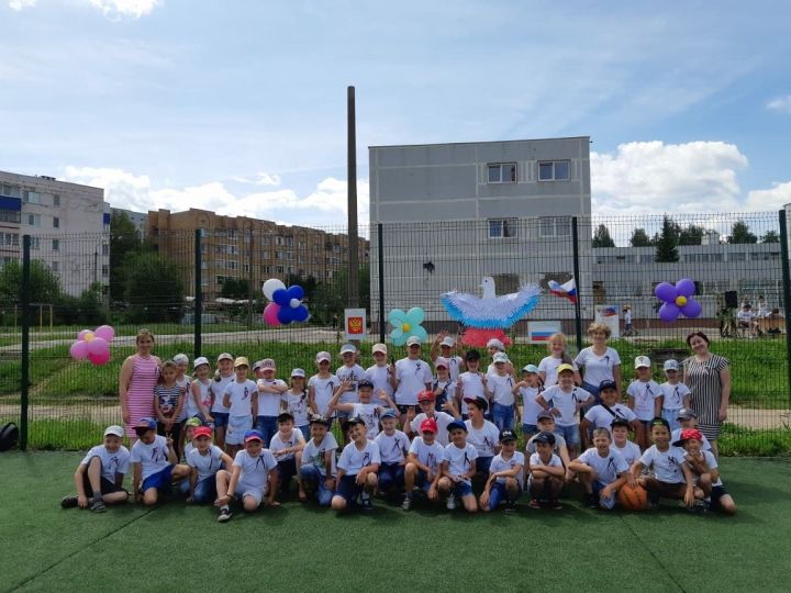 Как отметили День России в пришкольном лагере «Солнышко»
