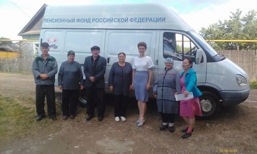 Жители малых населённых пунктов Менделеевского района узнали о пенсионных изменениях