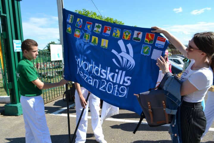 В Менделеевск эстафета флага WorldSkills-2019 прибудет на День города