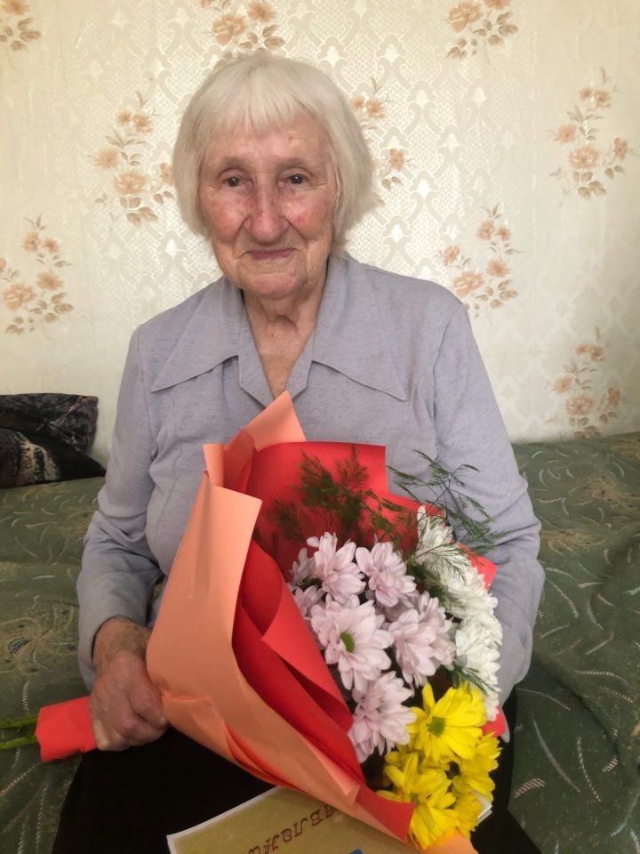 Менделеевчанка Мария Сергеичева отметила 90-летие