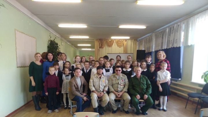 Учащихся монашевской школы приняли в ряды «Юнармии»