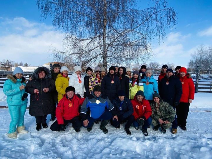 В Менделеевске запустили челлендж «Уберём снег вместе»
