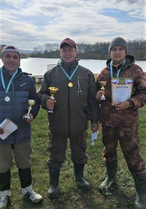 Менделеевцы заняли призовые места Чемпионате по ловле рыбы спиннингом с берега
