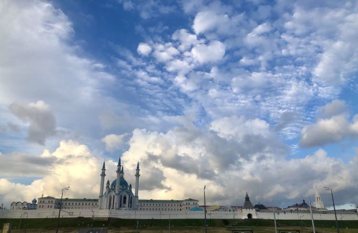 В Татарстане у Кремля обрушилась часть смотровой площадки