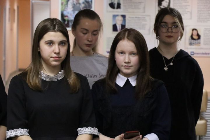 Менделеевские школьники попробовали себя в роли журналистов и smm-специалистов