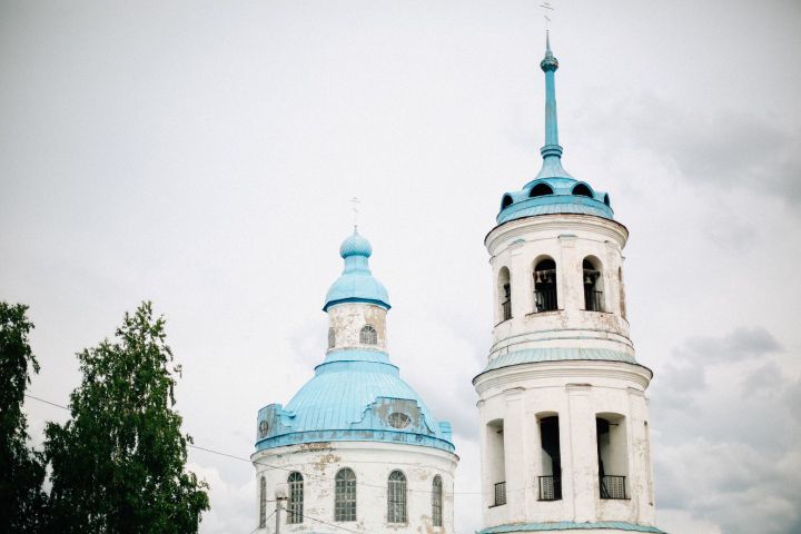 Службы в Богоявленском храме Менделеевска