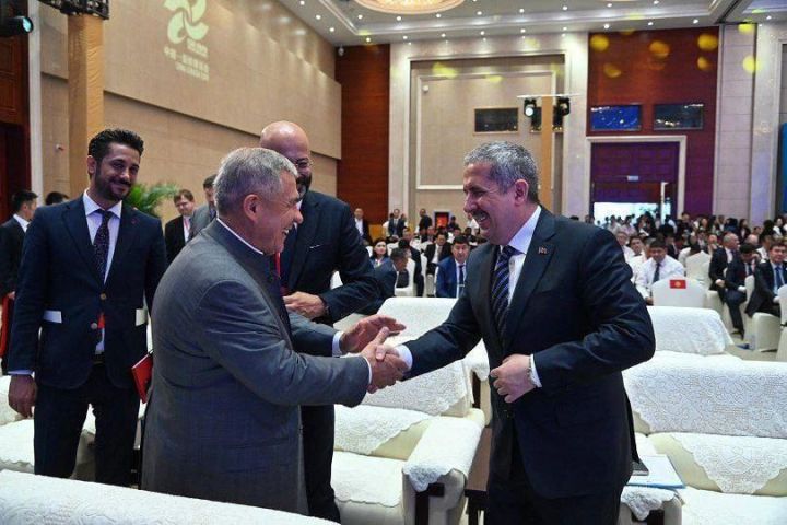 Раис Татарстана принял участие в церемонии открытия 8-го ЭКСПО Китай-Евразия