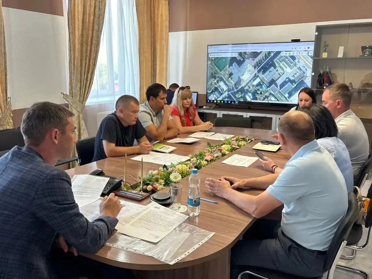 Приём граждан в администрации Менделеевского района