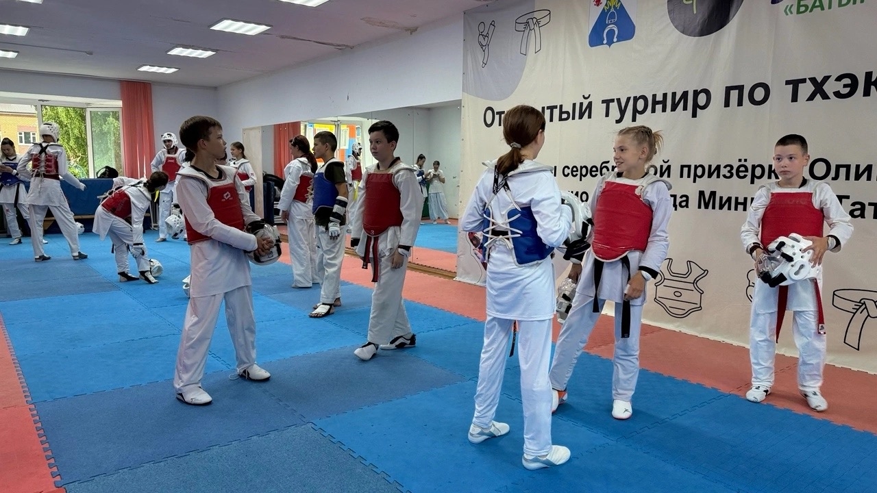 Главный секрет успеха Аделины в любви к детям и умении находить с ними общий язык. июль 2026 год Менделеевск