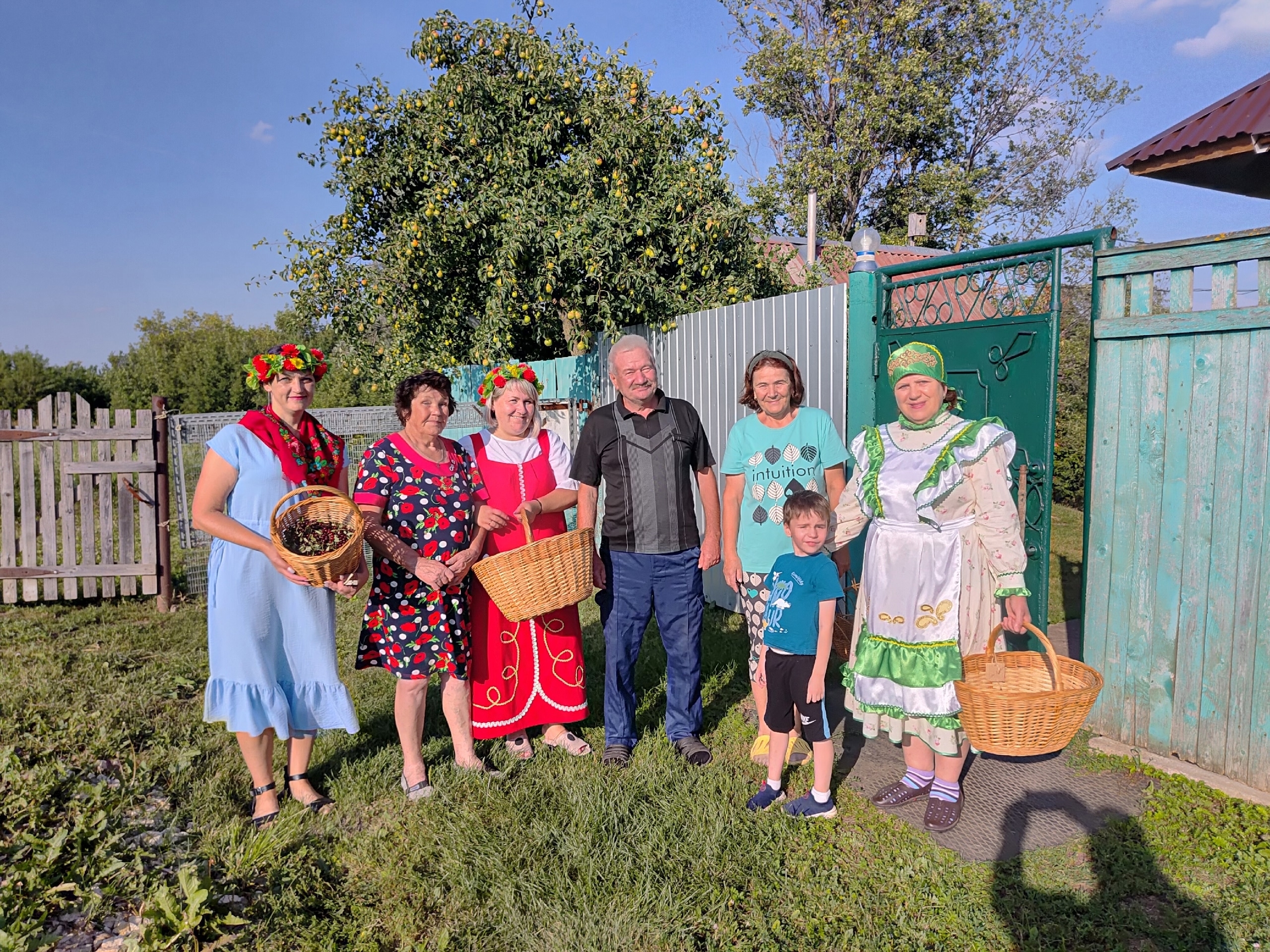 В Татарских Челнах собрали подарки ко Дню села