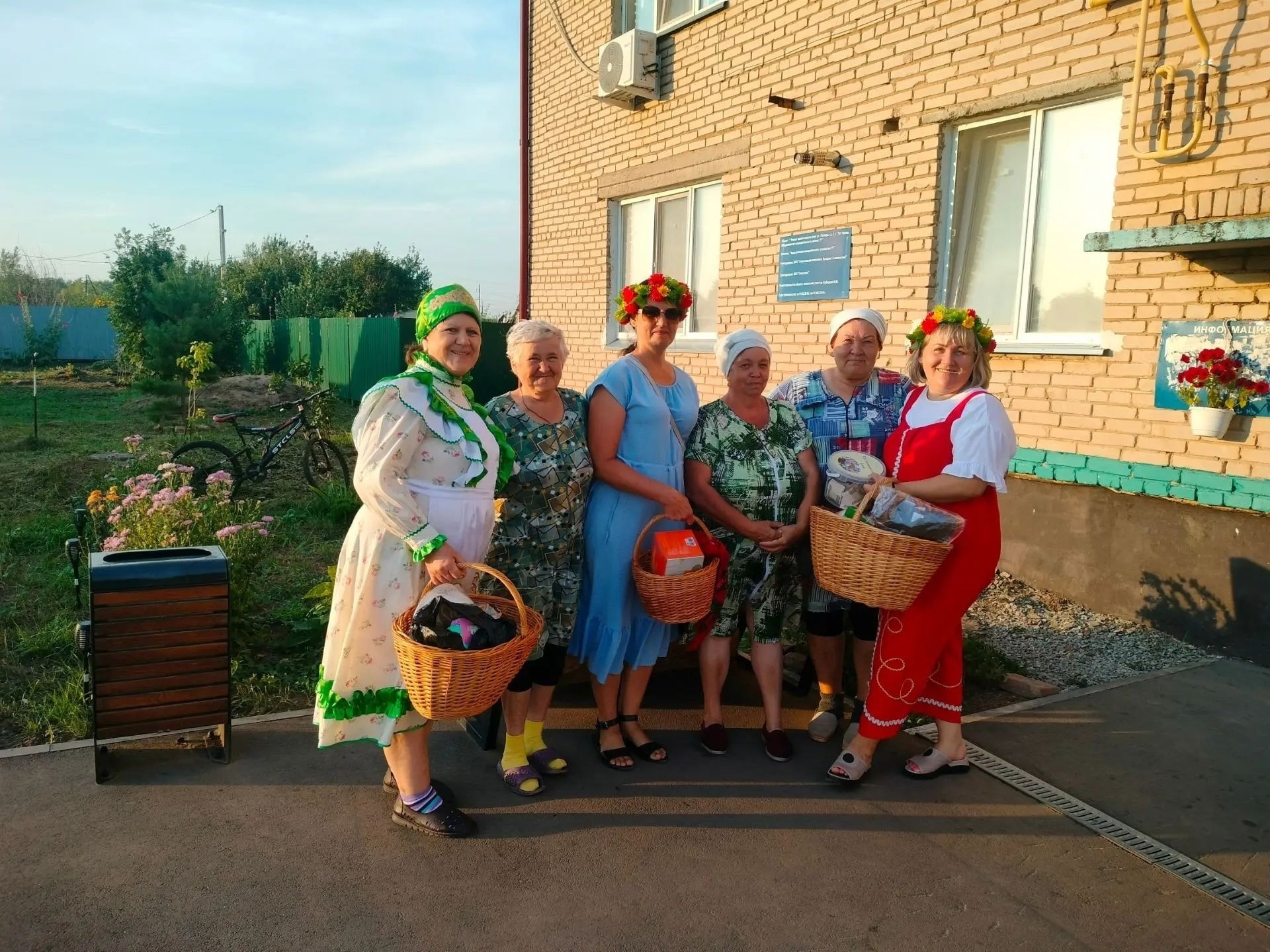 В Татарских Челнах собрали подарки ко Дню села