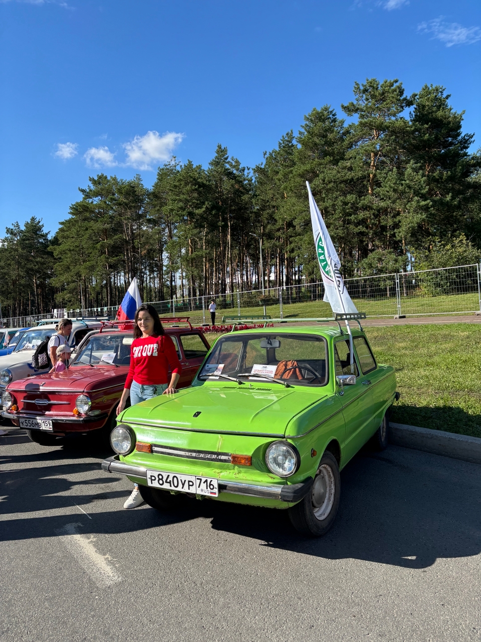 Выставка ретро-автомобилей в Челнах