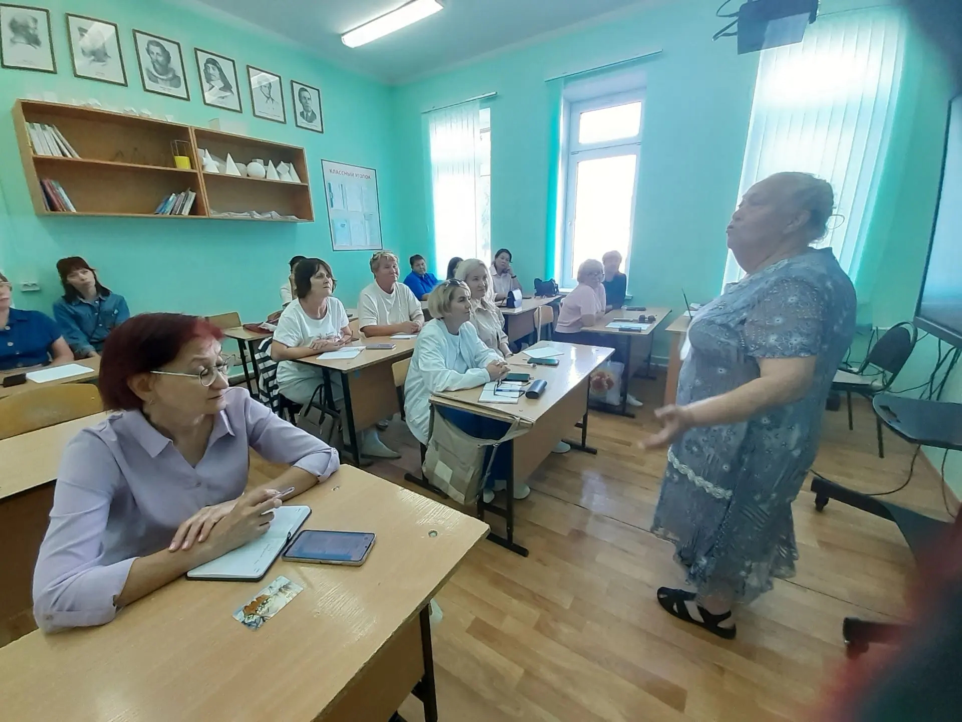 Анна Орлова на заседании учителей русского языка и литературы в Менделеевске