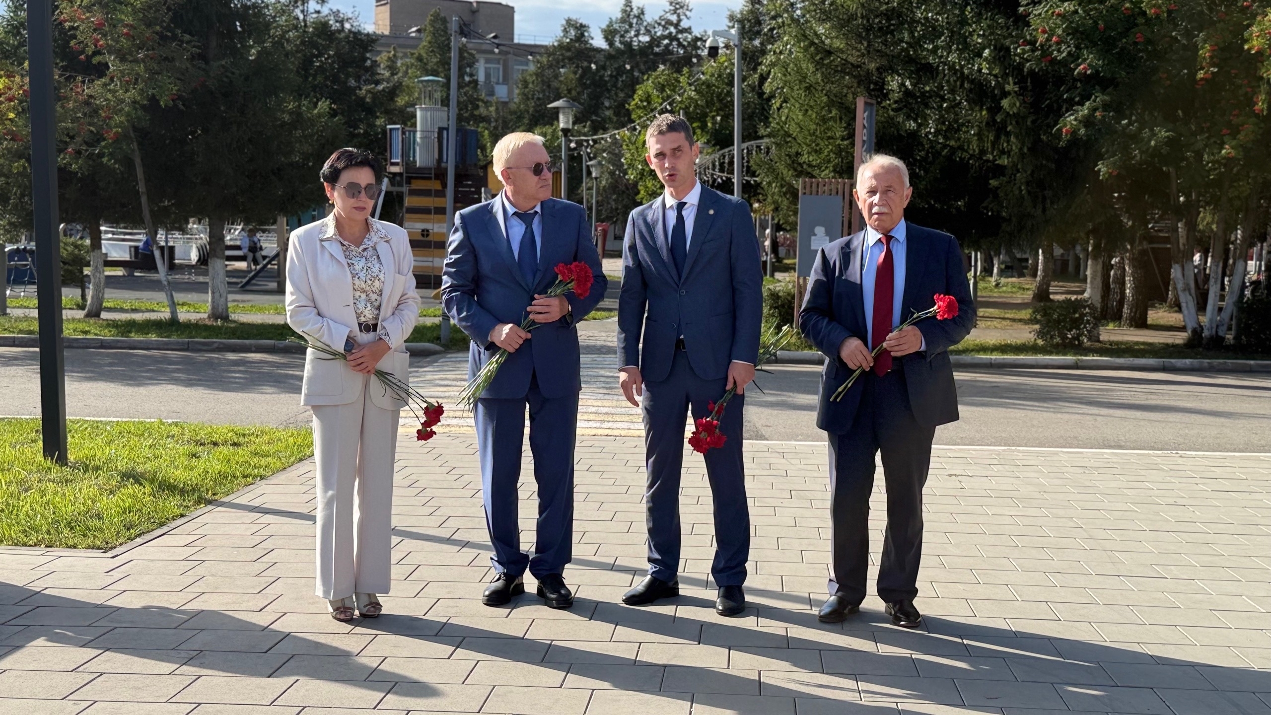 Олег Морозов на Аллее славы в Менделеевске