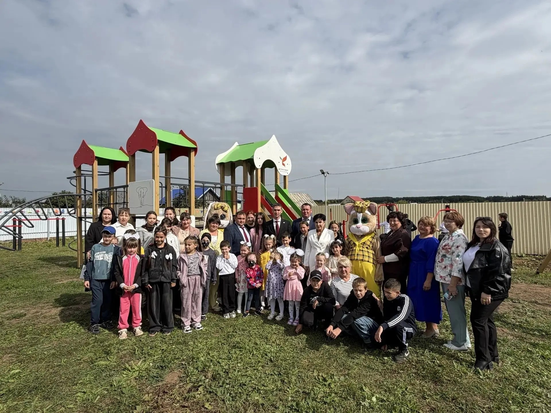Новая спортивная площадка в Бизяках