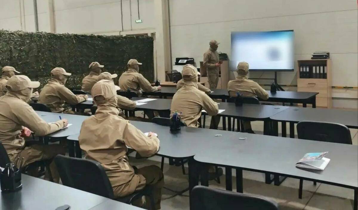 В Татарстане готовят пилотов "Гераней"