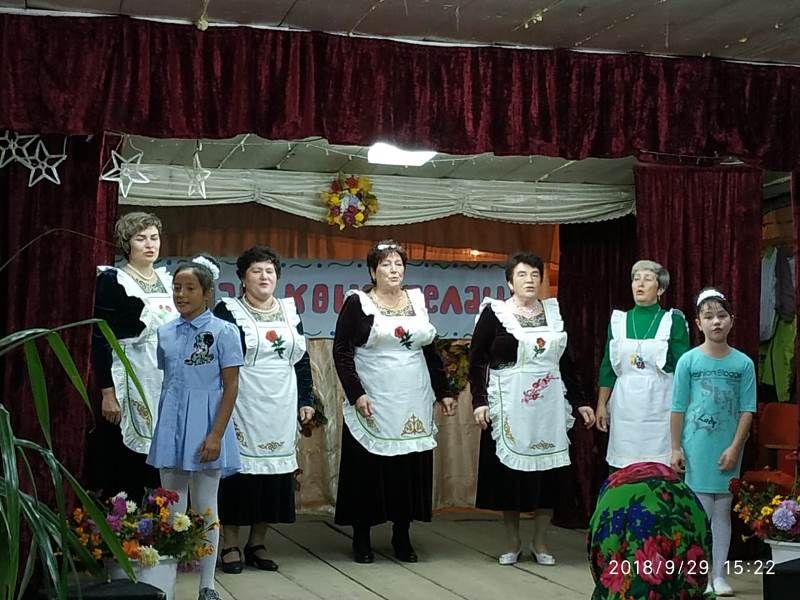 В Татарском Текашеве необычно чествовали пожилых