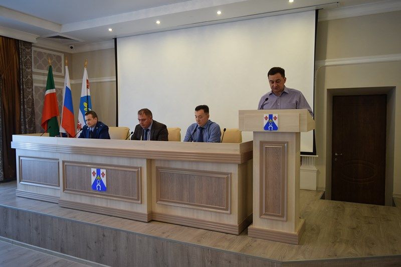 В Менделеевске обсудили меры по обеспечению общественной безопасности