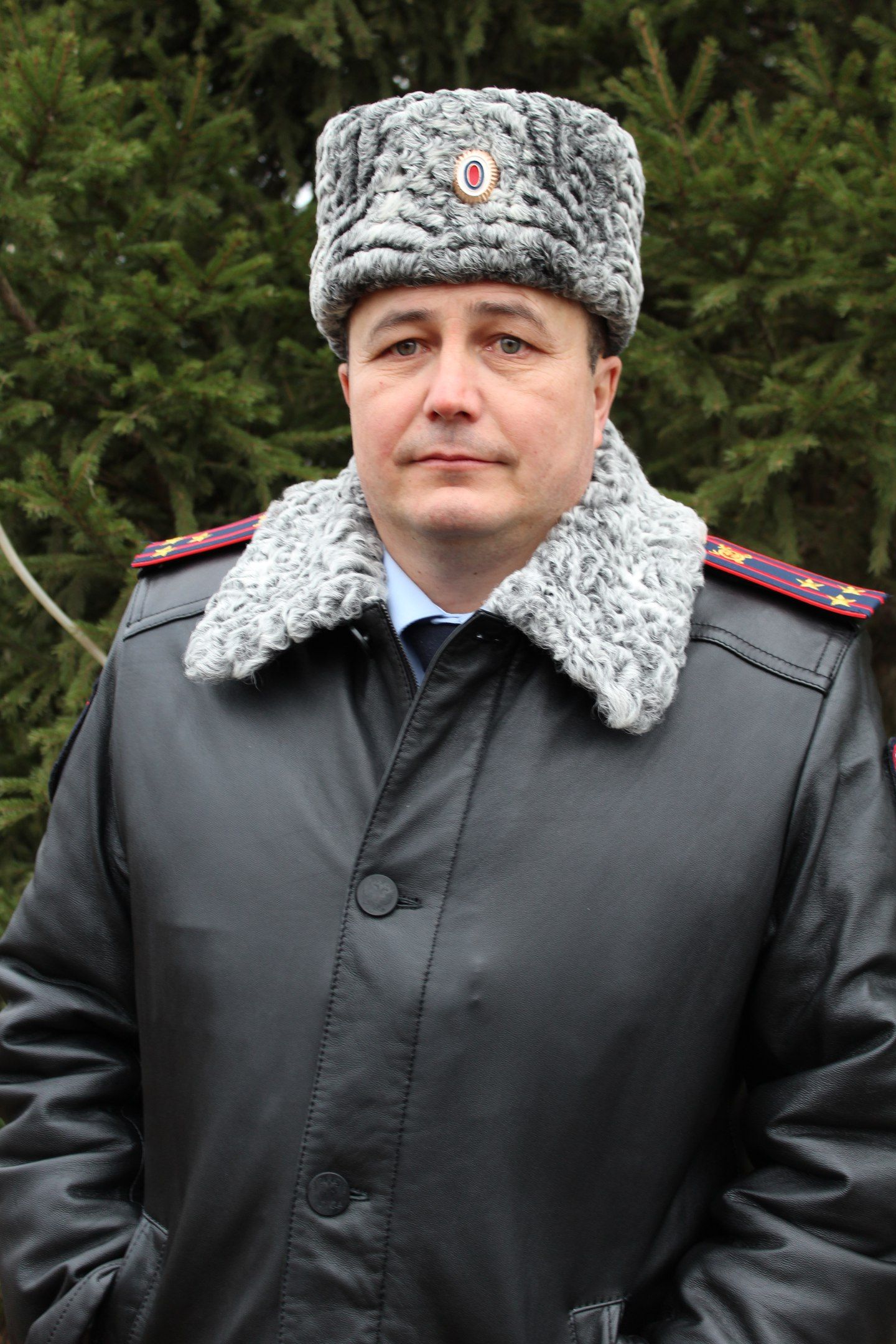 Каракулевая шапка полковника МВД