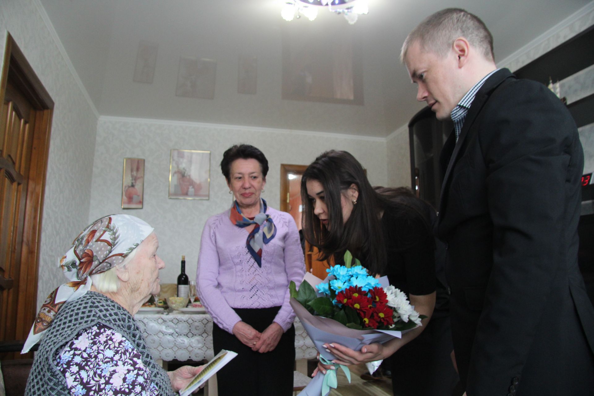 Менделеевчанка Валентина Рыбина отметила 90-летие