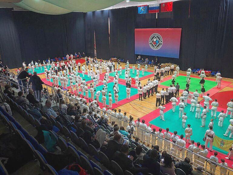 Менделеевские спортсмены завоевали 12 медалей на чемпионате по кобудо