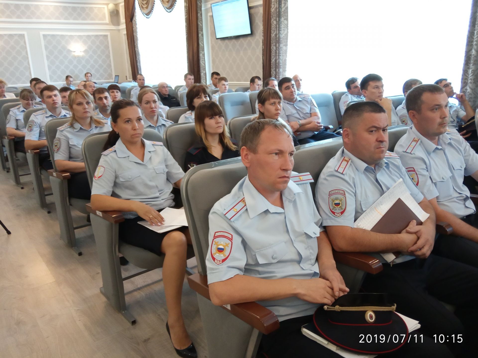 Начальник полиции Менделеевского района