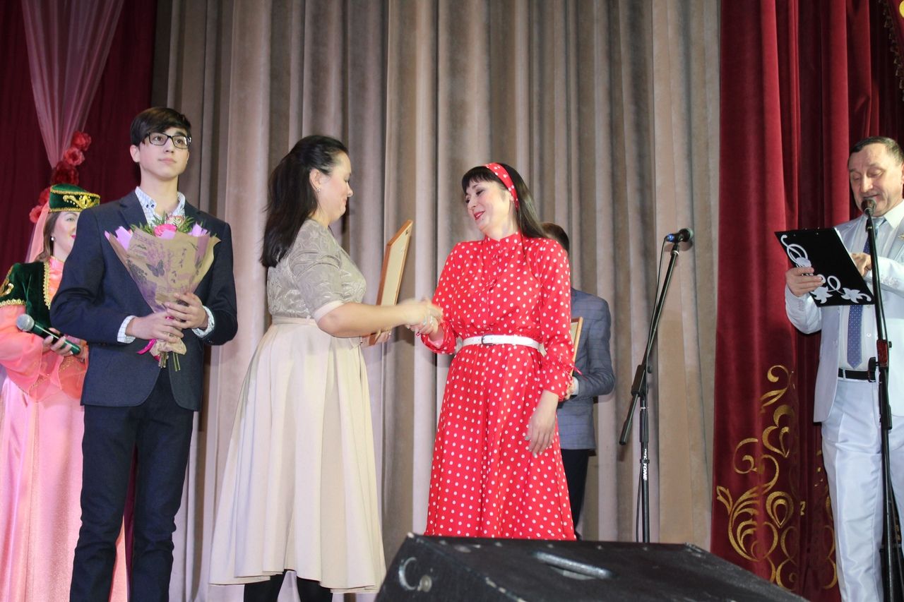 В Менделеевске состоялся юбилейный концерт ансамбля «Талларым»