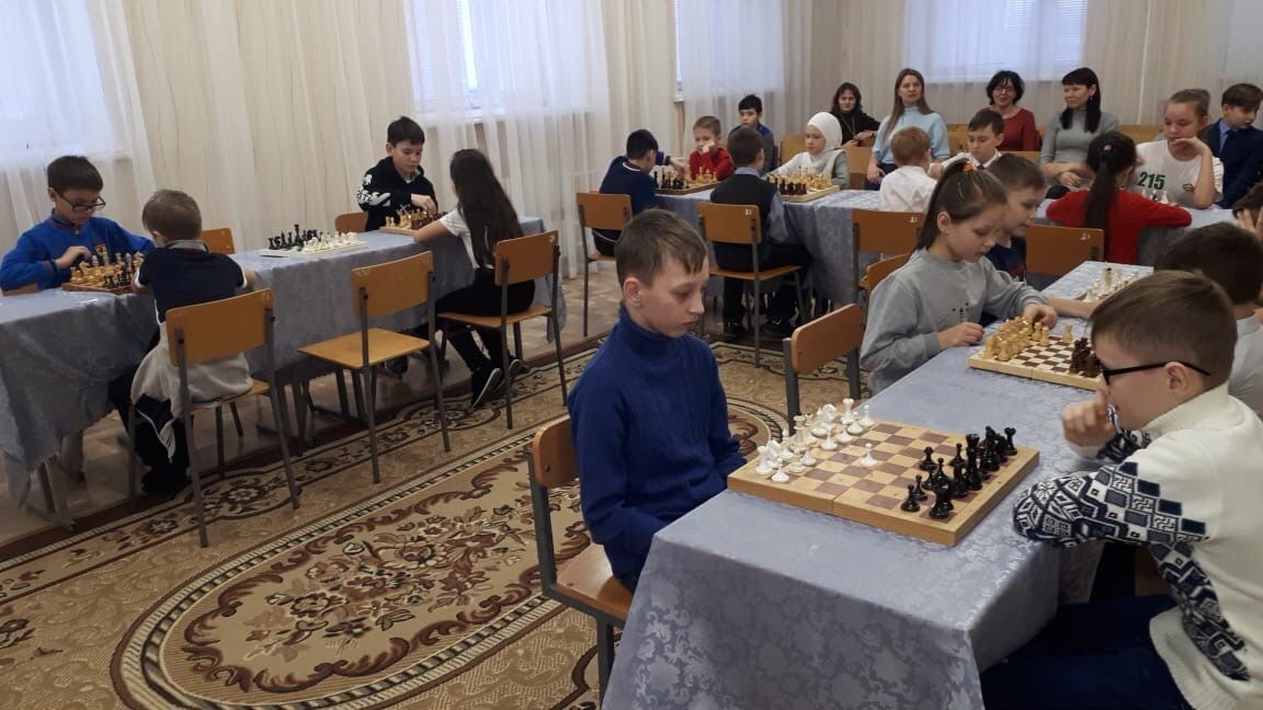 В Менделеевске прошел шахматный турнир «Белая Ладья»