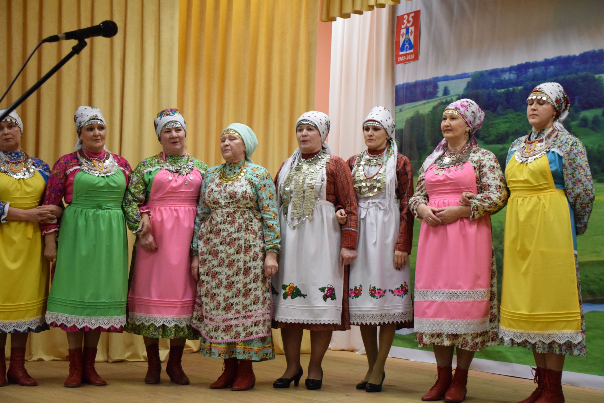 Фестиваль народного творчества продолжает шествие по Менделеевскому району