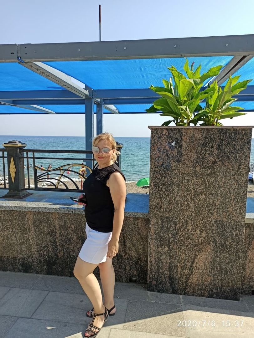Юлия Зырянова: «Крымские красоты, волнующееся море и 40-градусная жара. Отдых удался»