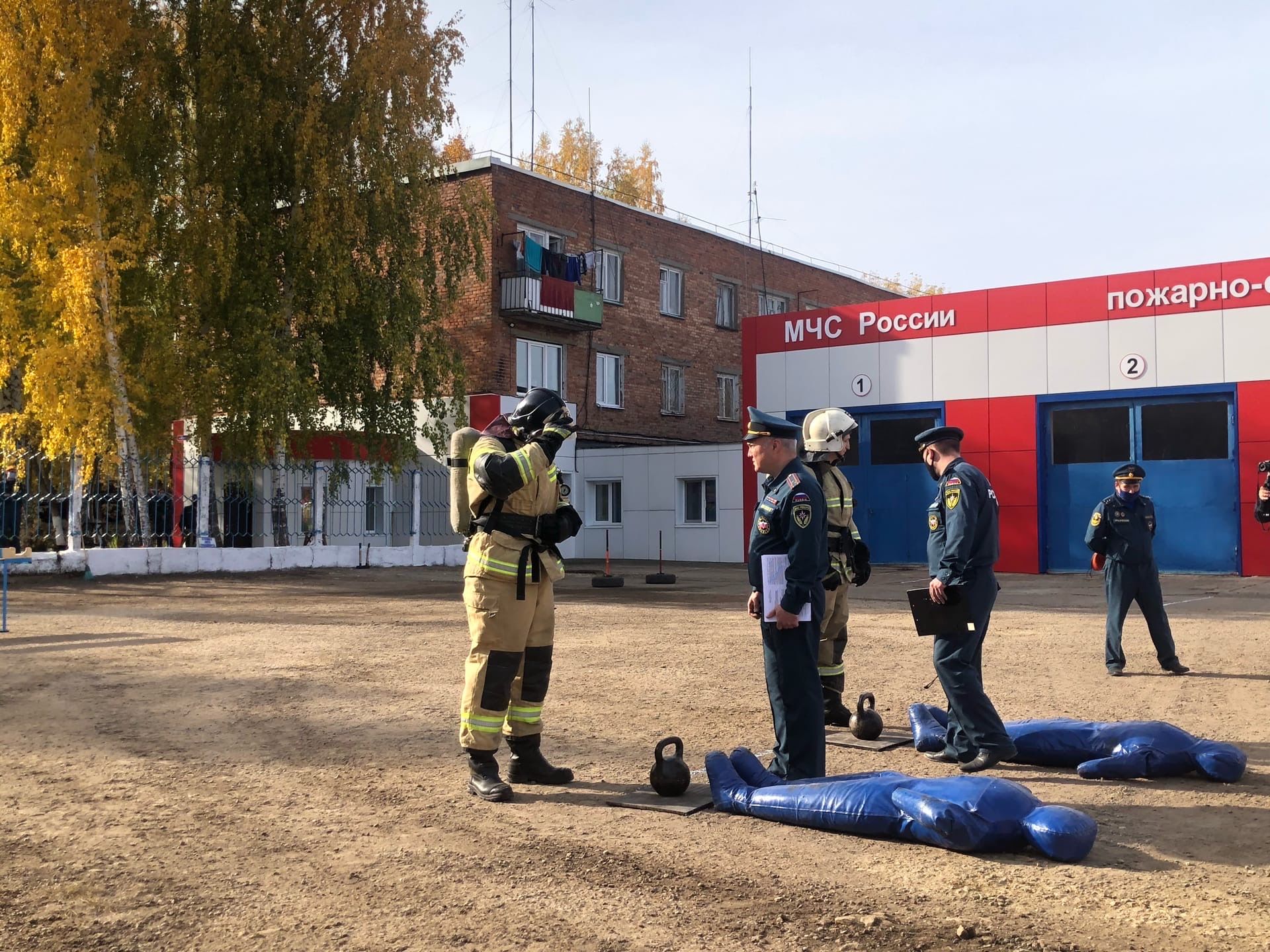 В Менделеевске проходят республиканские соревнования по пожарному многоборью