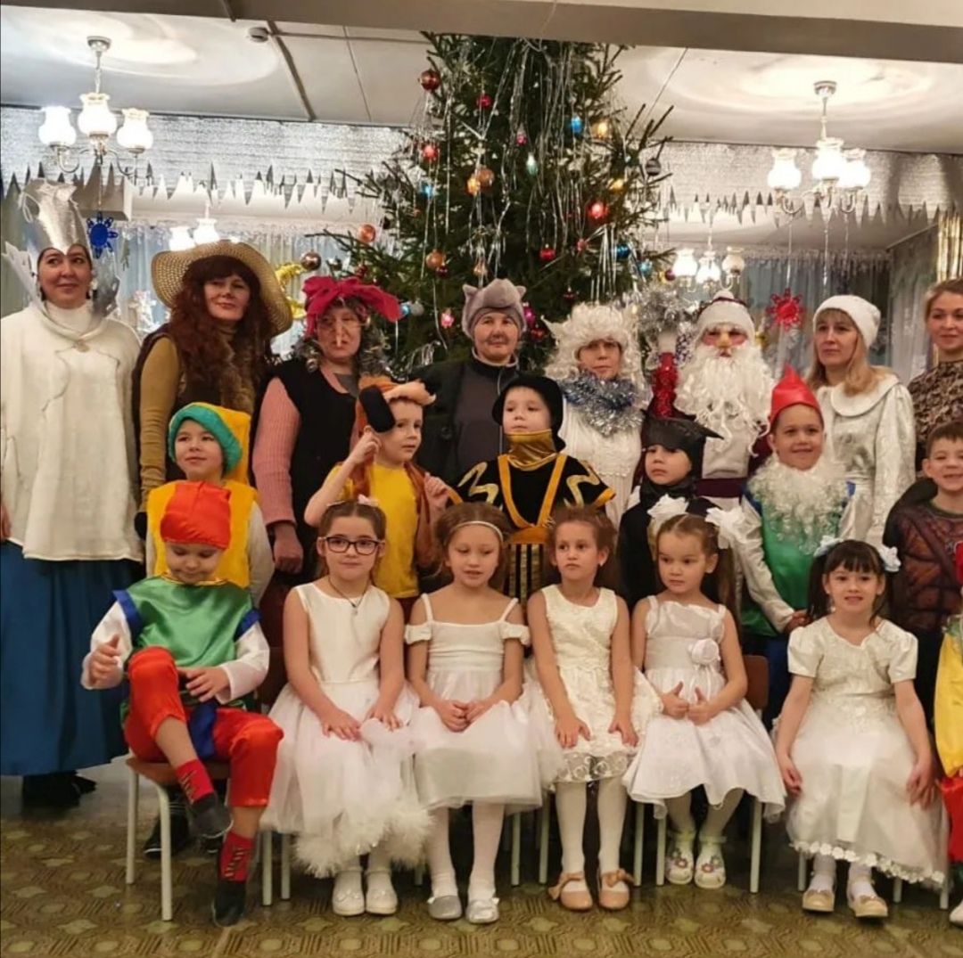 Воспитанники детского сада «Крепыш» окунулись в атмосферу новогодней сказки