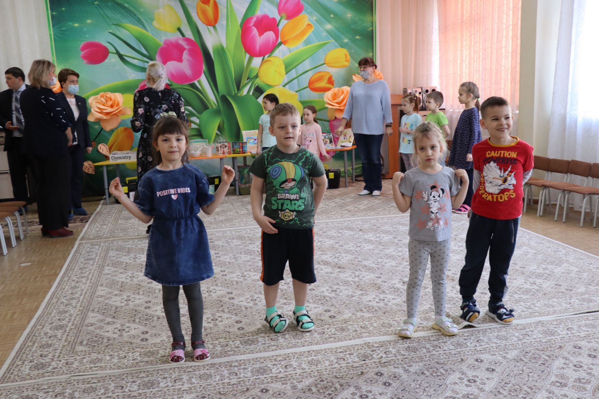 Сария Сабурская пообщалась с коллективом детского сада «Золотая рыбка» Менделеевска
