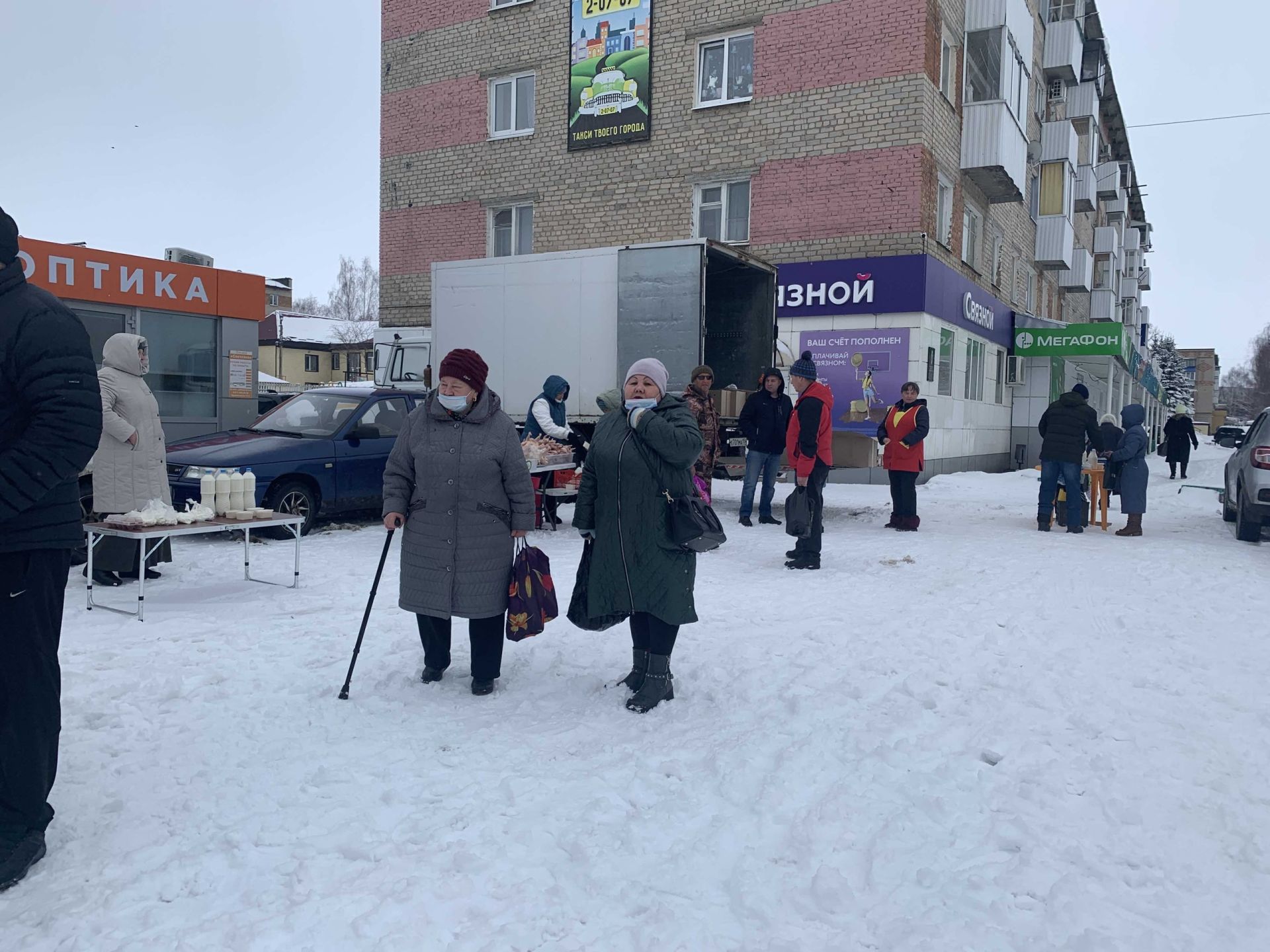 В Менделеевске продолжаются весенние сельхозярмарки