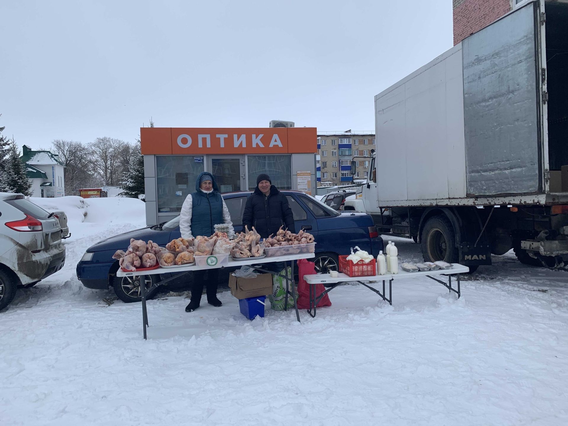 В Менделеевске продолжаются весенние сельхозярмарки