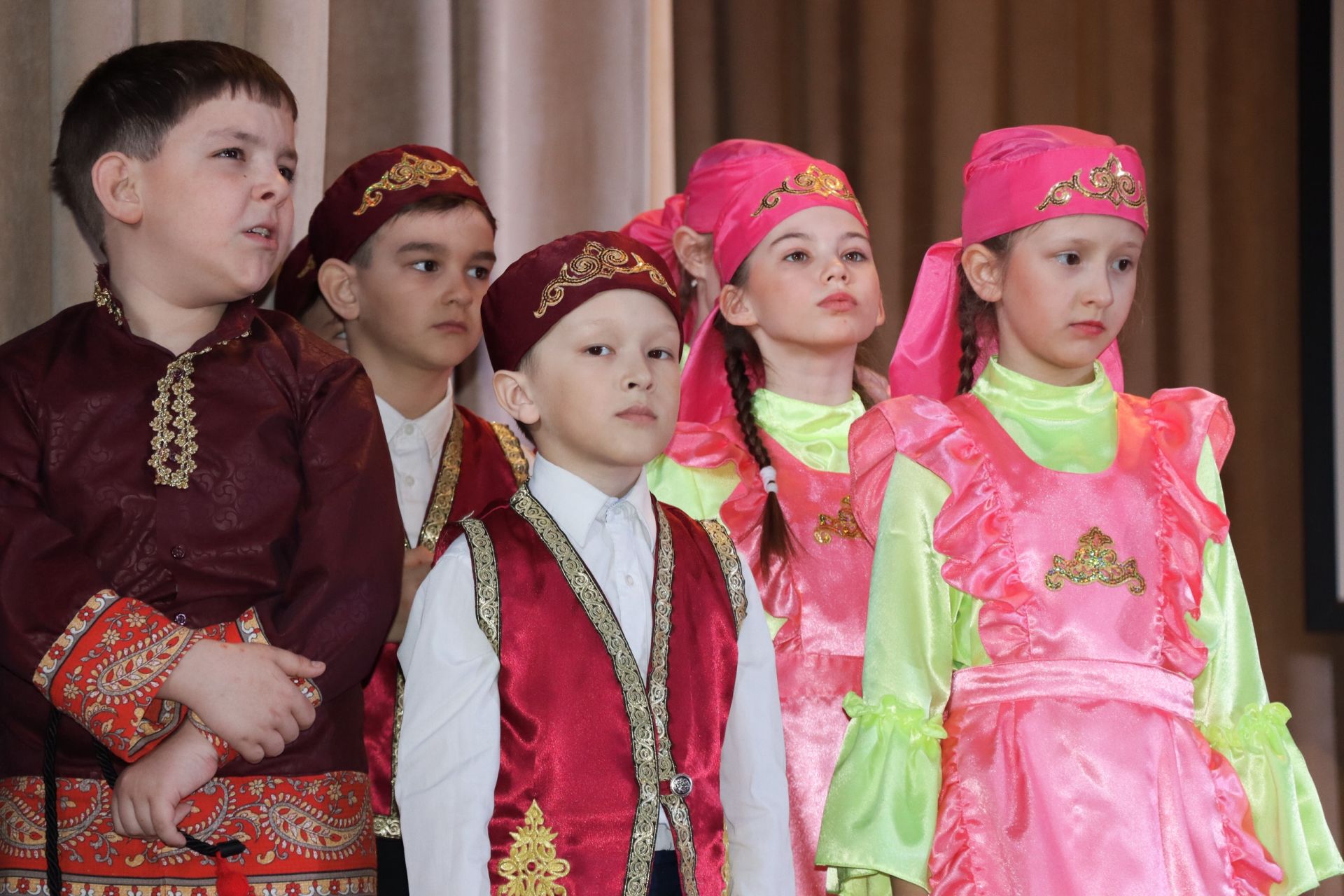 В Менделеевске прошёл гала-концерт VI районного детского фестиваля народного творчества «Росток»