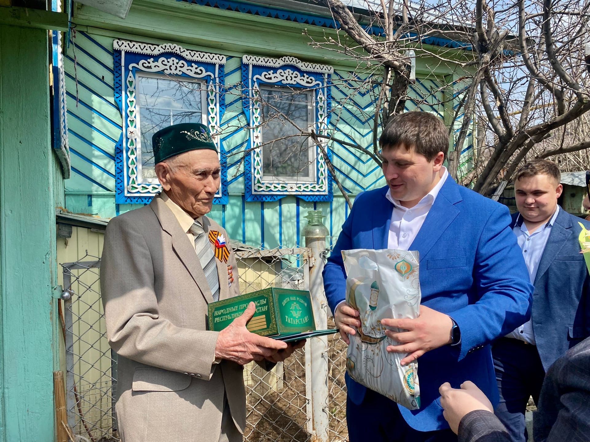 95-летний юбилей отмечает участник ВОВ Зайнак Аглиев