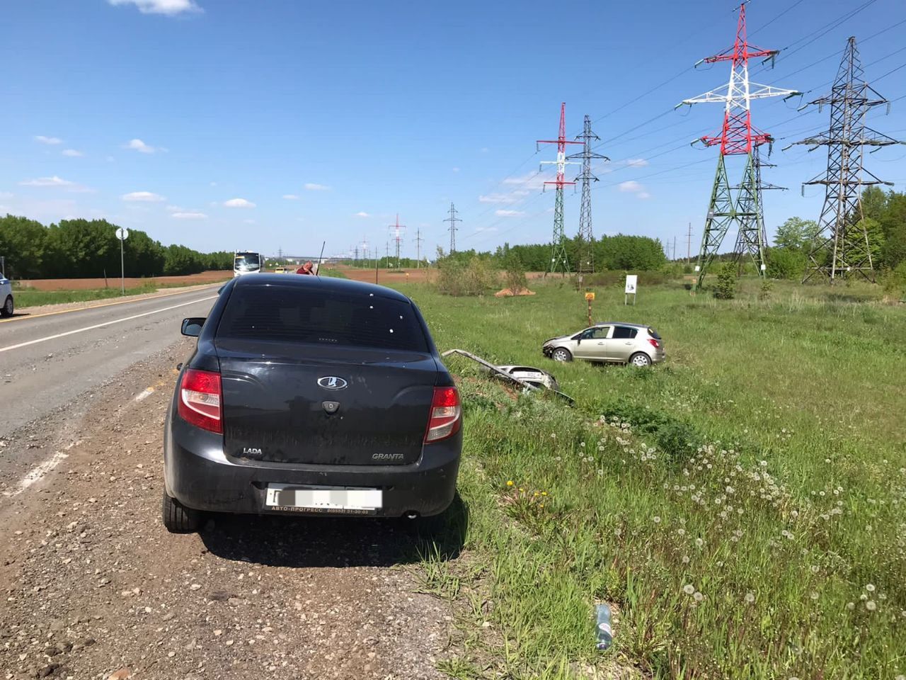 В первый день лета в Менделеевском районе произошло ДТП