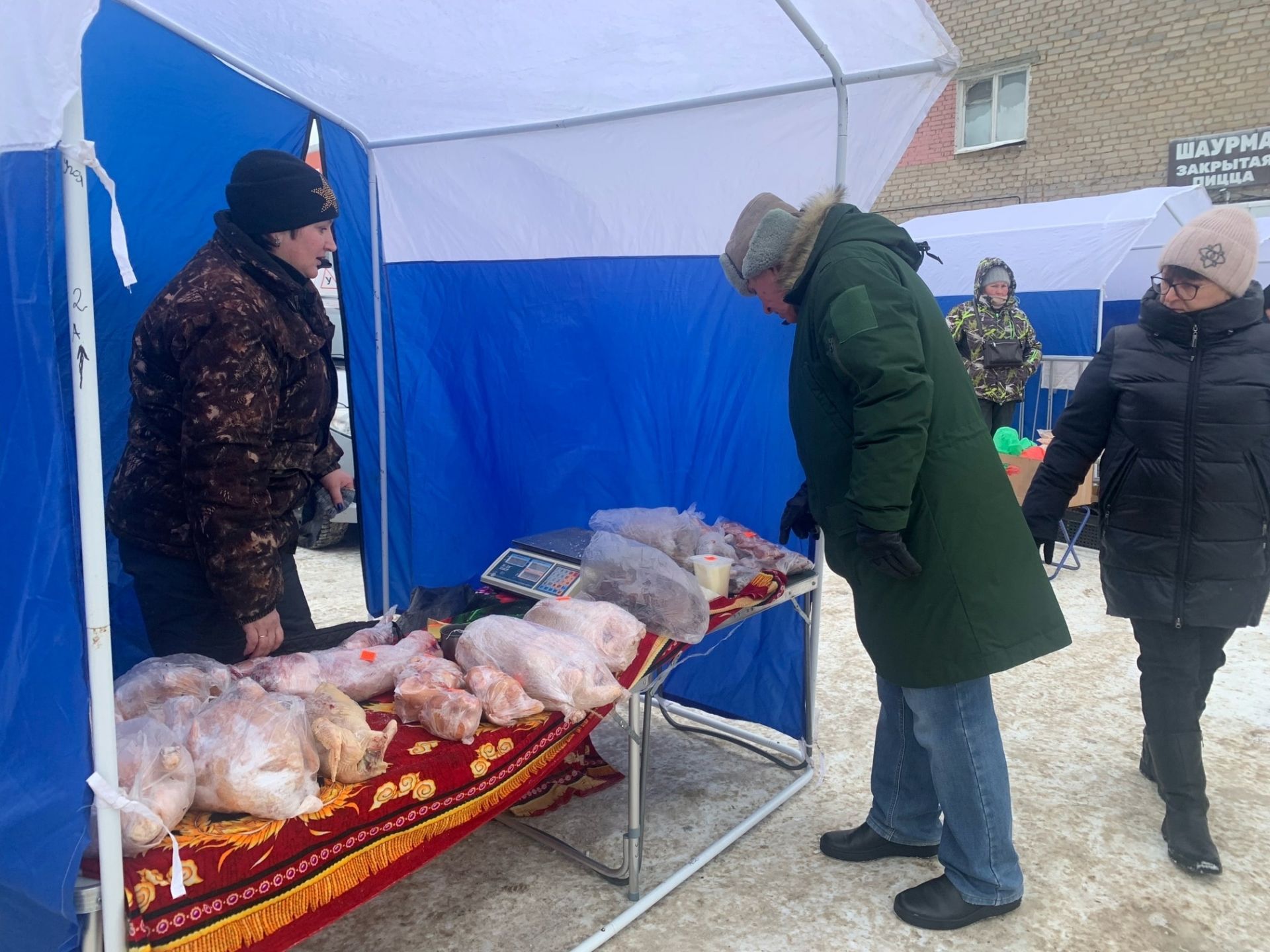 В Менделеевске стартовали зимние ярмарки