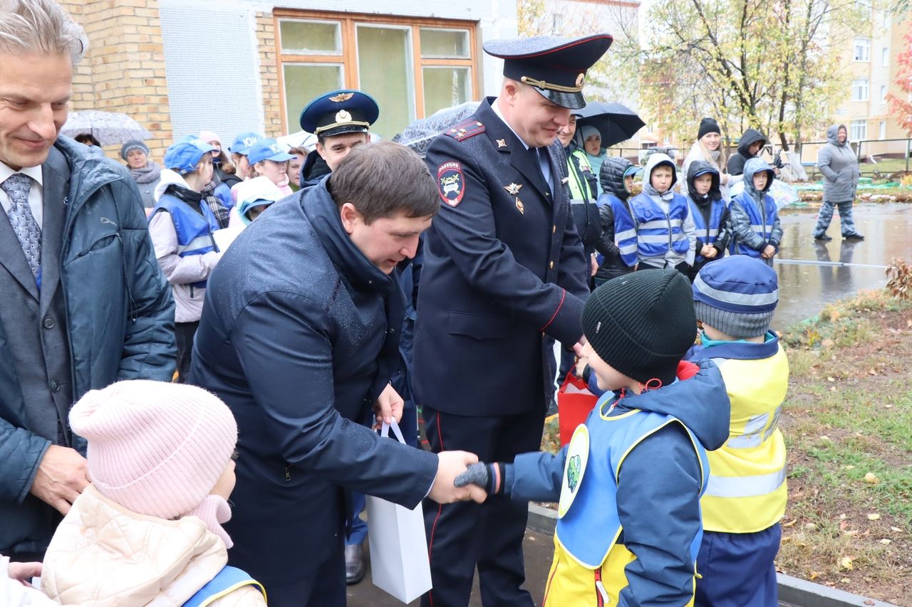 В Менделеевске появился Мобильный автогородок