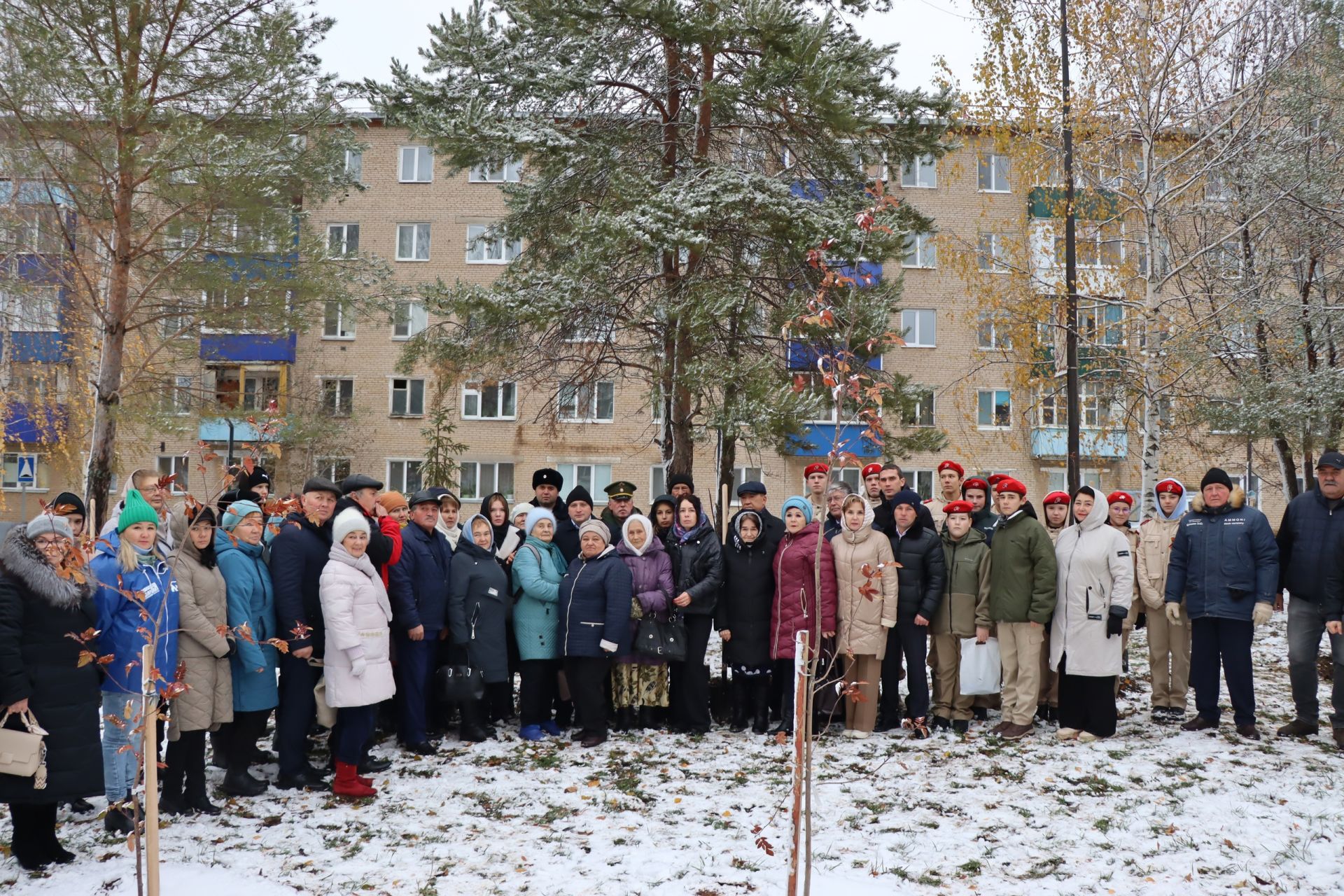 В Менделеевске открыли пять мемориальных досок героям, погибшим на зоне СВО