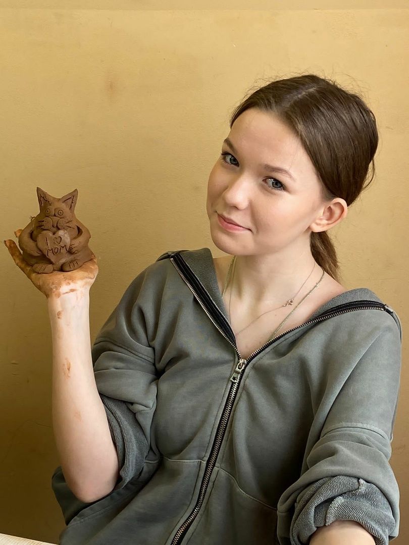 Школьники приняли участие в мастер-классе по керамике в ДШИ