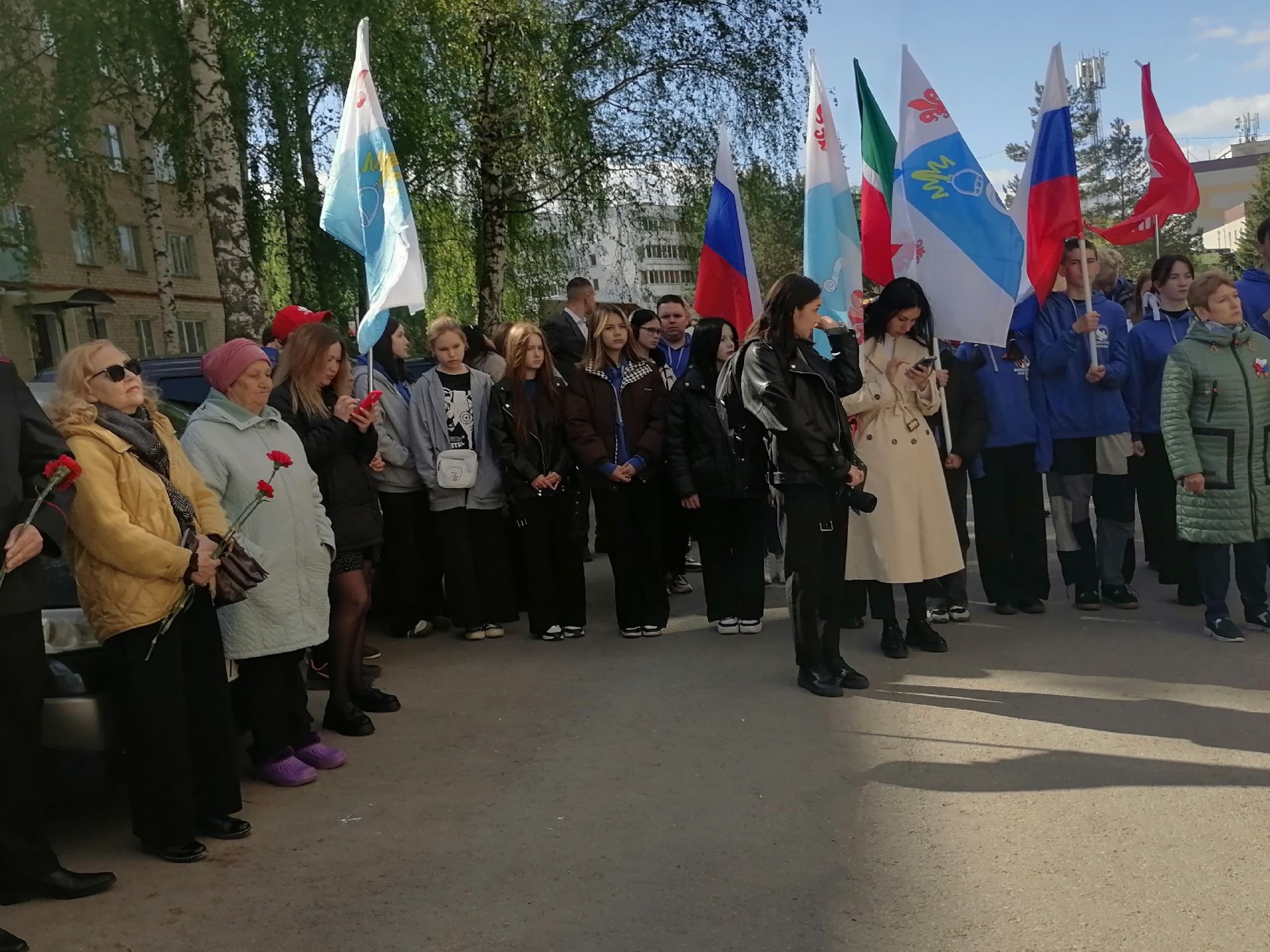 В Менделеевске в День Победы открыли Мемориальную доску Герою Советского Союза Василию Белоусову