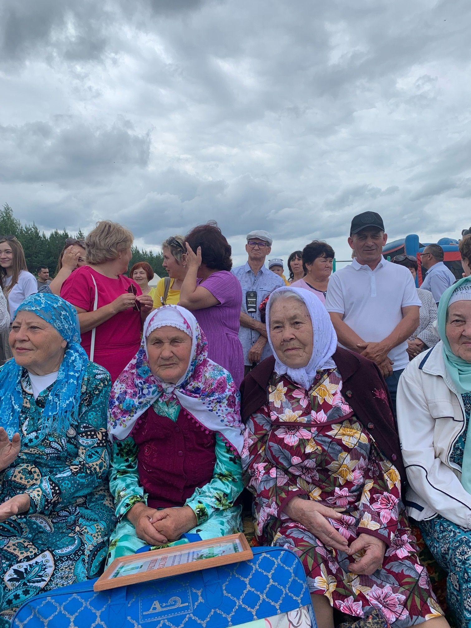 Сабантуй в Бизяках: женщина-жокей, награды, поздравления, концерт Салавата и долгожданный дождь