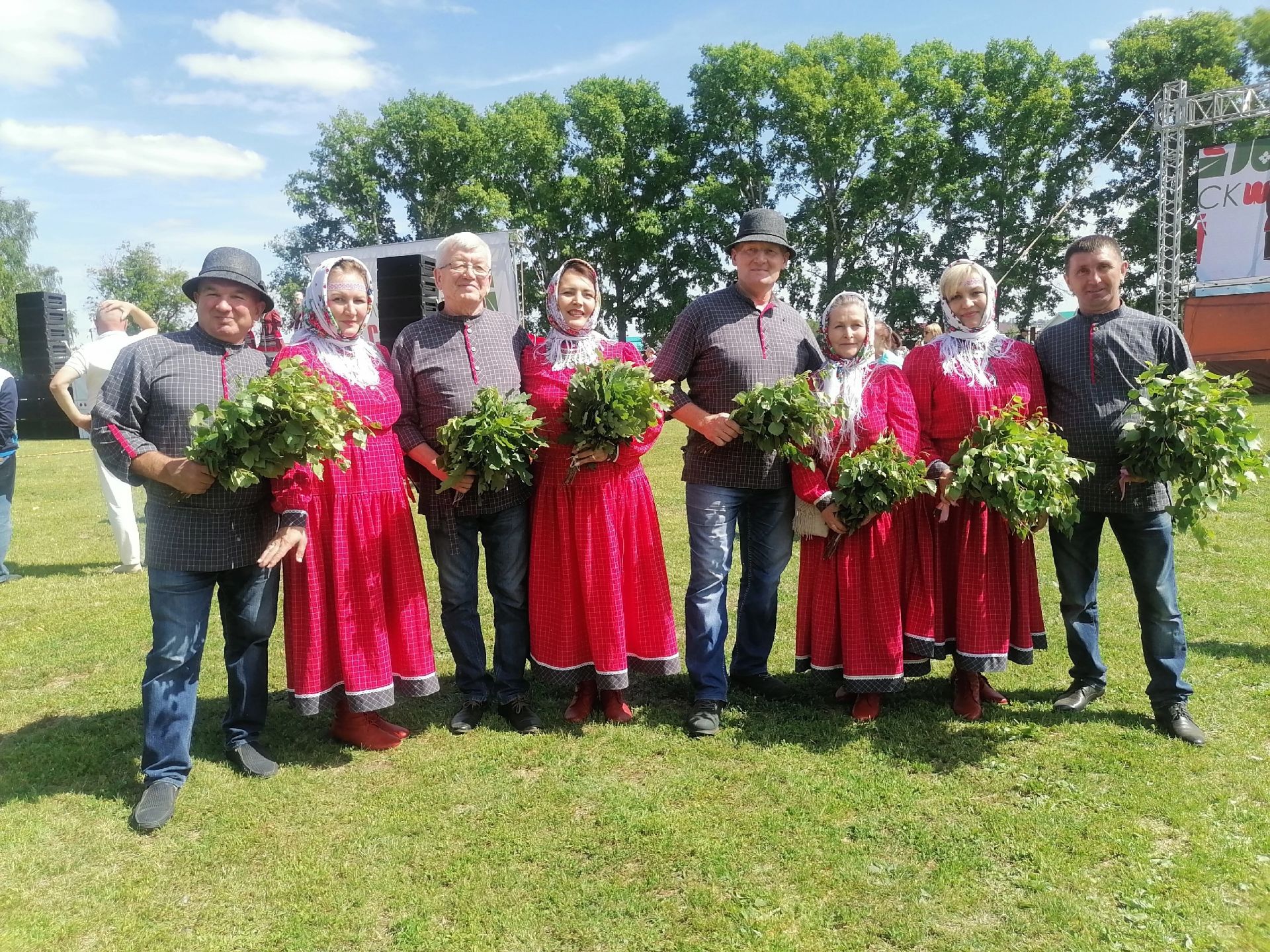 Спортивные состязания и игры, национальная кухня,  культурная программа – менделеевцы дружно и весело отметили Сабантуй