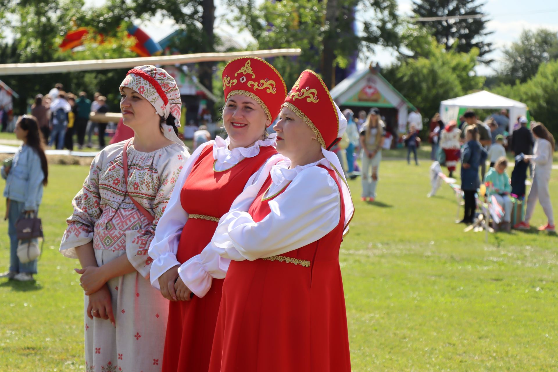 В рамках Сабантуя в Менделевском районе прошл фестиваль «Платок — символ нации»